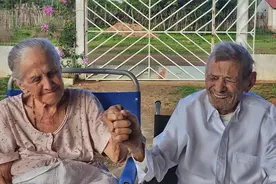 莹观天下|结婚84年！这对巴西百岁夫妇创下一项世界纪录图片