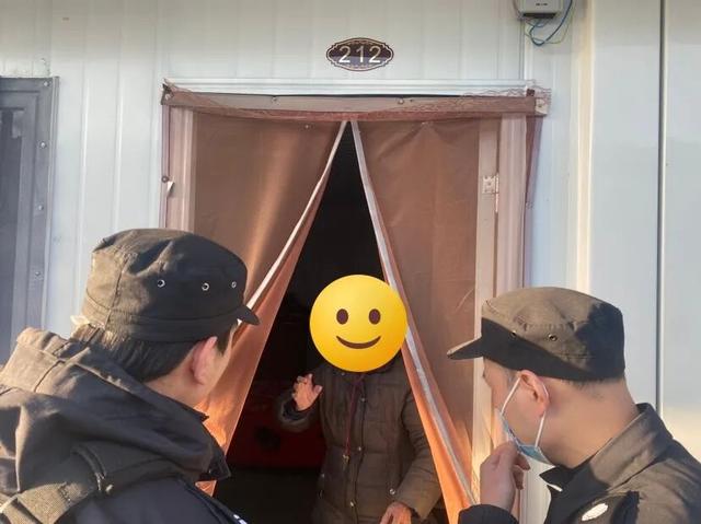 新年伊始，18位老人共同送来一面锦旗……