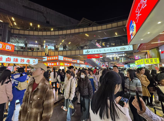 马不停蹄来钦州 | 第二站，“粤港风情街”冲呀！