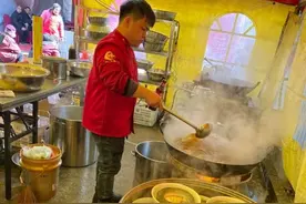 春节回村干点啥？他们接单接到手软！图片