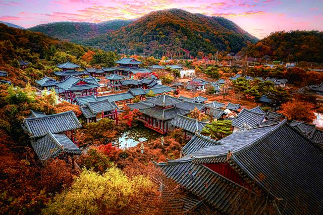 中国旅游团赴韩免签！“2025自游FUN韩-赏韩枫”主题推广活动全面启动