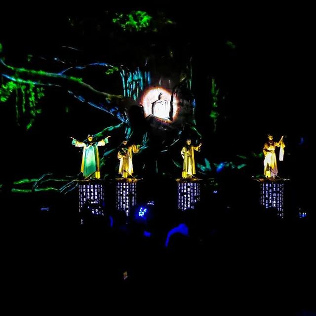 当龙虎山景点开启朋友圈，画风居然是这样！