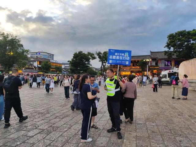 服务暖心，风景动人！游客为丽江古城点赞