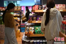 共建“一带一路”倡议十周年 侨乡青田华侨争当建设先锋图片