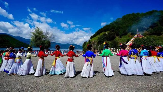 坐动车、游凉山，五大景区门票半价优惠！