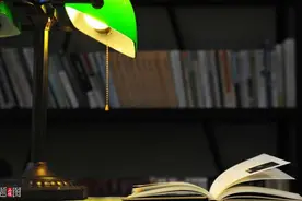 从中专生逆袭到院士的这名学者，连续两年拿下行业顶级大奖图片