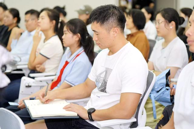 科学之光如何点亮杨浦？ “人民城市·杨浦大师课”聚焦科学创新之道