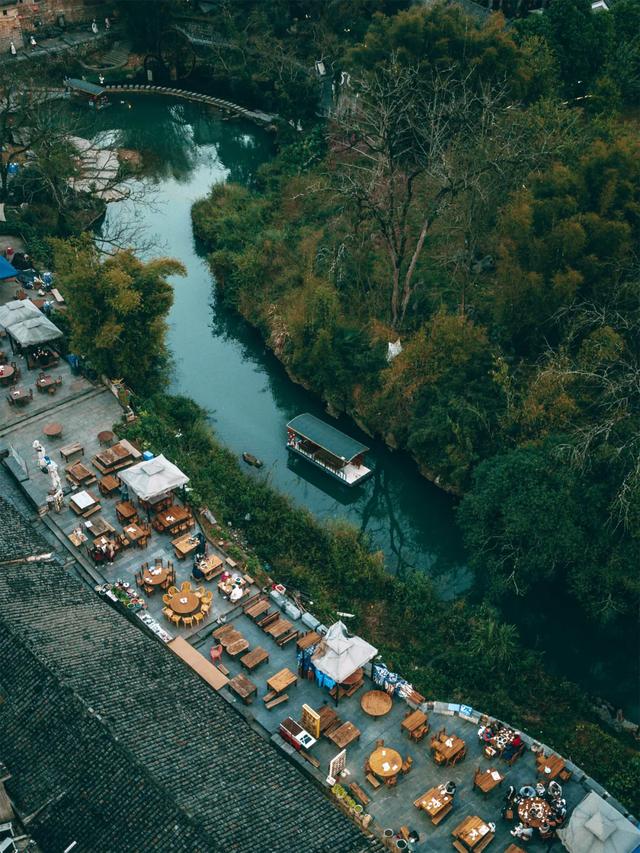 2.5h缩短至1h车程！趁高速通车来这两座宝藏小城，品品茶香和诗意……