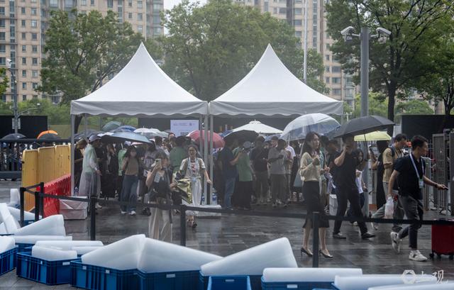 会展区｜全球关注 2025世界人工智能大会在上海开幕