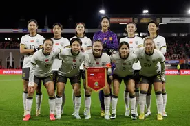 低调拉练挖潜 中国女足“蓄芳待来年”图片
