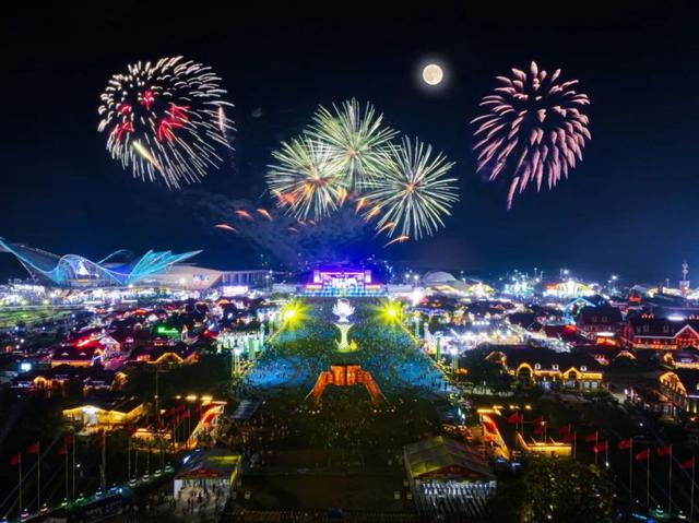 半岛聚焦丨哈酒场地、文艺演出、出行指南、开幕式门票……一文“玩转”青岛国际啤酒节