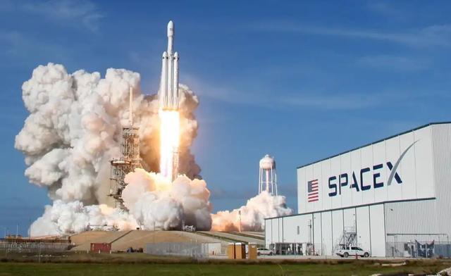 美国太空新野心：在月球建核电站，给火星供能