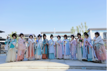 诗词基因融入济南城市发展，鹊山如梦令宋词主题演艺乐园开园