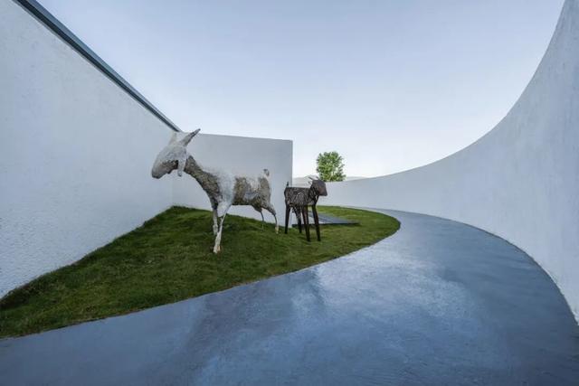 Wallpaper独家｜伙山村里一处让人“迷路”的酒店