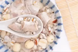 化内湿、健脾胃，赶走湿气，来一碗四神汤图片