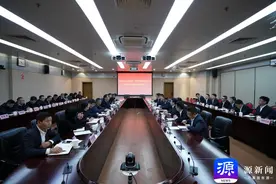 市政府与中国移动浙江公司签署战略合作协议 吴舜泽杨剑宇见证签约并致辞图片