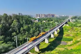 昆明→成都3小时！最新消息来了→图片