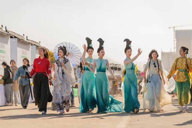 解锁茶文化新玩法 龙湾举办人文乡村茶文化交流活动