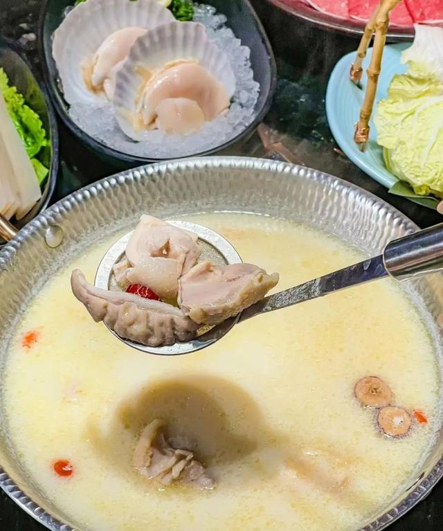 花胶和雪燕能一起炖吗 花胶和雪燕能一起炖吗怎么做