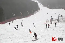 崇礼滑雪场缘何热“雪”沸腾图片