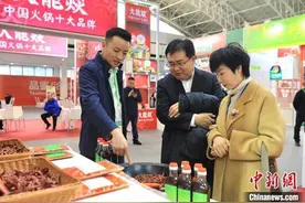 火锅“煮”出百亿产值，这座四川小城有何“秘方”？图片