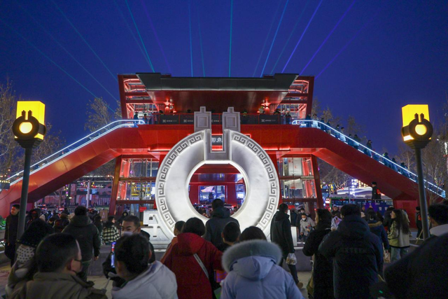 邯郸开行全景观光列车！