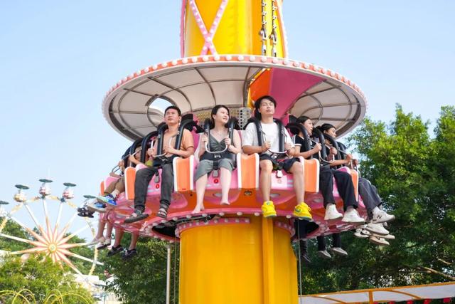 亲~~免费游乐和乐都的机会来了！