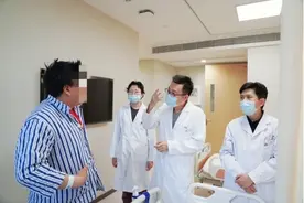 眼睛又大又突？专家：甲状腺相关眼病不可忽视，及时诊治很重要图片