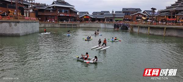 城在景中  景在城中  鹤城区擦亮"福地怀化、懂你如家"品牌