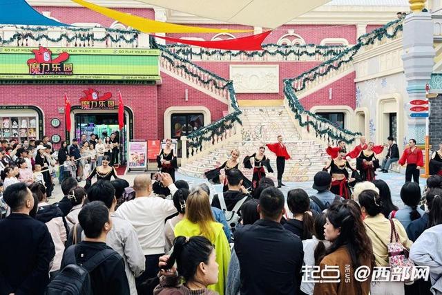 第三届丝路国际文化艺术嘉年华举办 文旅融合擘画文明互鉴新画卷