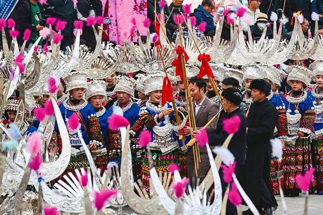 中秋国庆游贵州 | 来黔东南，邂逅最炫民族风！