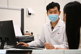 一对医生夫妻的“生命守护”图片