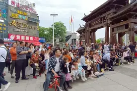 “有缘相会 多情黄州”大型文化惠民演出燃情开启图片