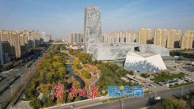 晴暖冬日好去处 腊山河公园彩林如画引客来