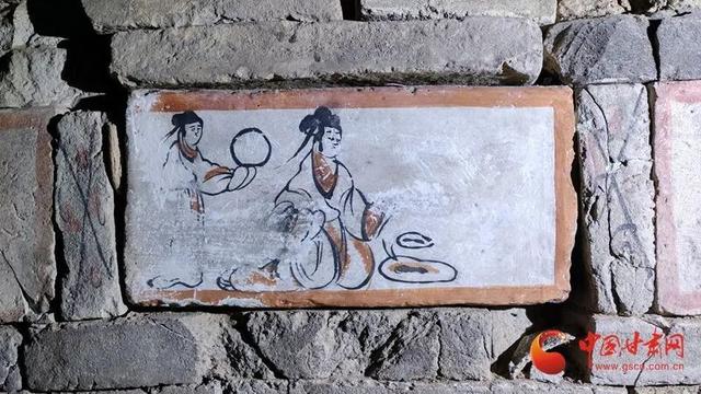 何以中国·壁画里的中国丨嘉峪关魏晋壁画：藏着烤肉的“历史密码”