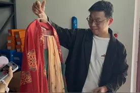 “我的工作就是让你快乐”，男记者体验游乐园“唐俑姊妹花”的一天：需要很强信念感图片