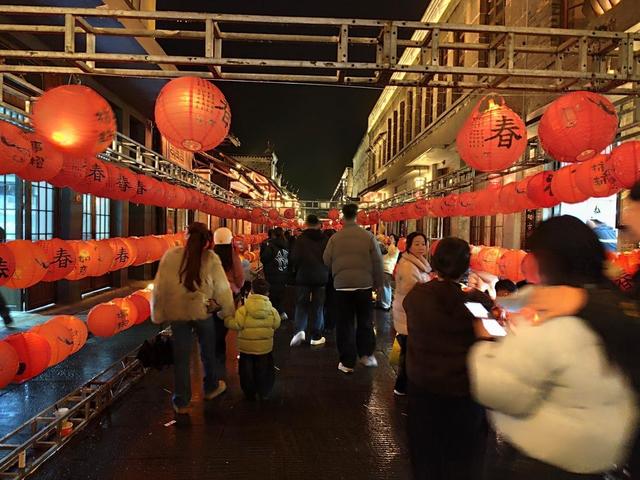 千年古城闹元宵——黔阳古城“黔阳花灯会·灯火耀千年”活动见闻