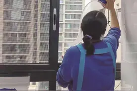晚报观察 | 观念转变，大扫除不必非等腊月廿四家政市场提前火起来图片