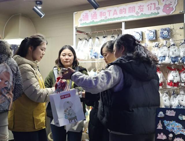 “苏小狼”“通通”全来了！南通这里人气火热