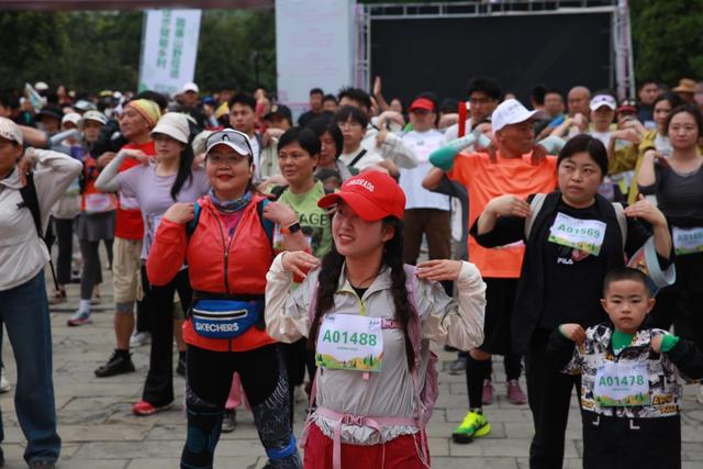“禾力乡村·徒步贵州” 走进百花湖畔观山湖区石操村