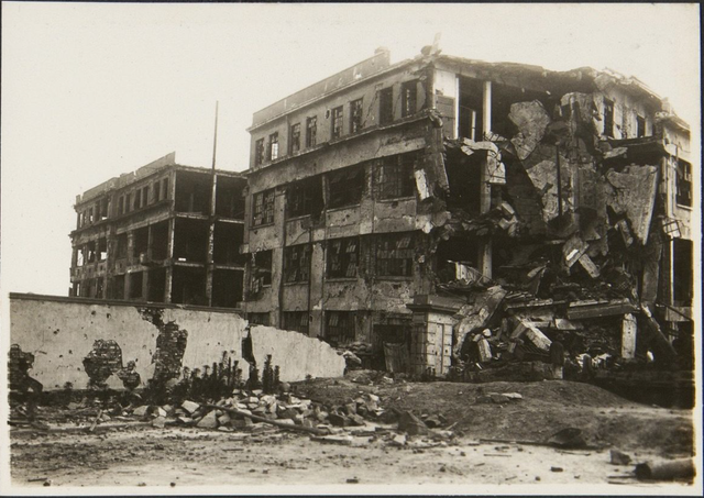 吴真谈上海抗战时期旧书业的商战与谍战