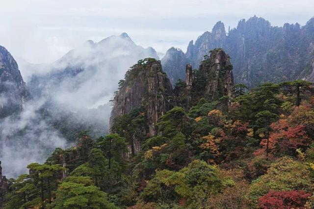 @各位小伙伴，黄山风景区10月运营时间新鲜出炉！