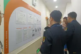 孩子的校外培训班正规吗？龙华区执法人员现场解答图片