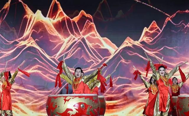第十五届和田玉石文化旅游节：玉出昆冈奏华章 文化盛宴迎宾朋