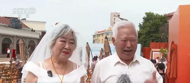 七夕仪式感满满！各地迎来结婚登记小高峰 特色登记点成为浪漫打卡地