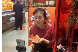 沉浸式实践！河南经贸职业学院“创业型职业店长孵化班”学生“战场练兵”图片