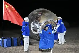 我国首位飞行时长超1年的航天员叶光富：从“太空孩童”到指令长图片