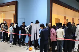 国内多家热门博物馆迎来预约潮：国庆期间取消周一闭馆，部分延时开放到晚9点图片