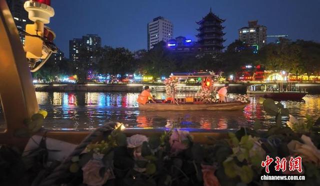 （活力中国调研行）一船览尽锦江花月 夜经济重塑文旅消费新时空