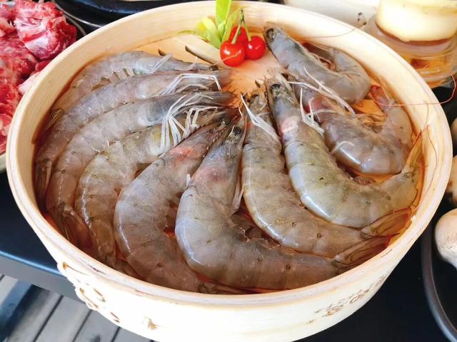 青睐绵阳 ‖ 湖光迷彩醉秋色，川超激战正当时！